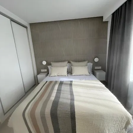 Atico De Lujo Izaro Ii Totalmente Nuevo بلايا بلانكا